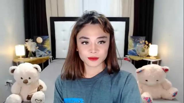 Image 10 of nhicolehollywood Stream on Chaturbate on 17 months ago