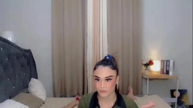 Image 3 of nhicolehollywood Stream on Chaturbate on 1 month ago