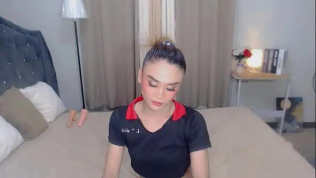 Image 11 of nhicolehollywood Stream on Chaturbate on 1 month ago