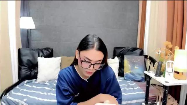 Image 12 of nhicolehollywood Stream on Chaturbate on 29 days ago