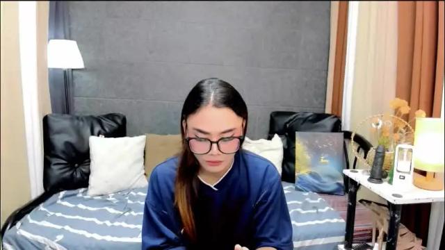 Image 8 of nhicolehollywood Stream on Chaturbate on 29 days ago