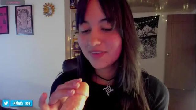 Image 7 of nia_blaze Stream on Chaturbate on 2 months ago