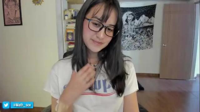 Image 4 of nia_blaze Stream on Chaturbate on 1 month ago