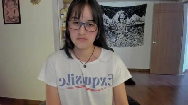 Image 8 of nia_blaze Stream on Chaturbate on 1 month ago