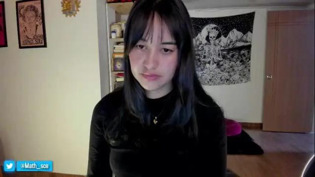 Image 4 of nia_blaze Stream on Chaturbate on 1 month ago