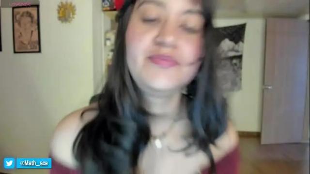 Image 2 of nia_blaze Stream on Chaturbate on 28 days ago