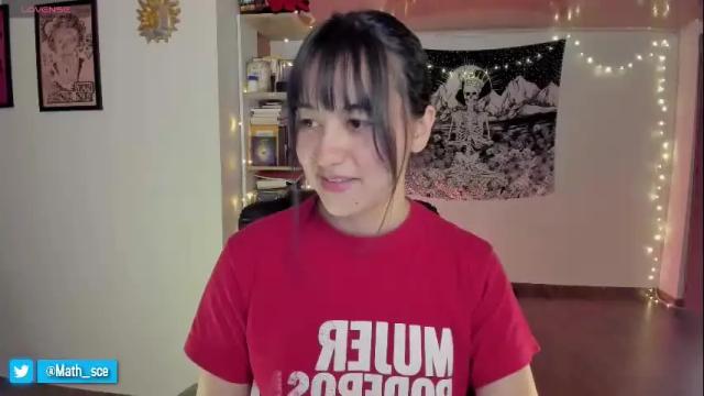 Image 2 of nia_blaze Stream on Chaturbate on 7 days ago
