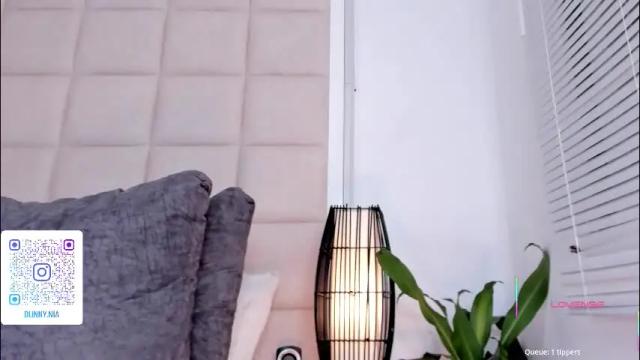 Image 8 of nia_bunny Stream on Chaturbate on 2 months ago