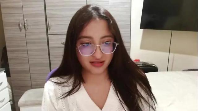 Image 2 of nia_cop Stream on Chaturbate on 6 months ago