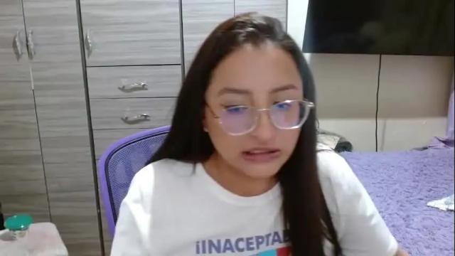 Image 8 of nia_cop Stream on Chaturbate on 4 months ago