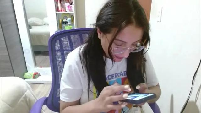 Image 7 of nia_cop Stream on Chaturbate on 3 months ago