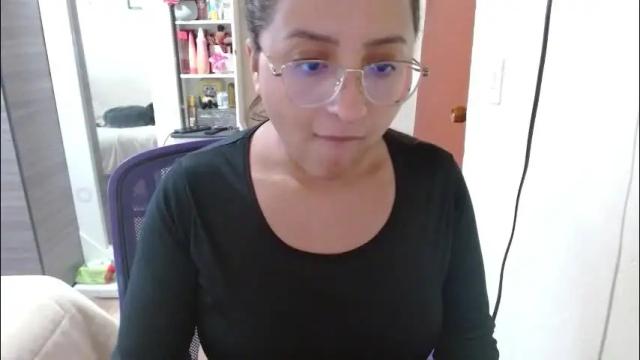 Thumbnail 1, nia_cop's Stream at Chaturbate, 3 months ago