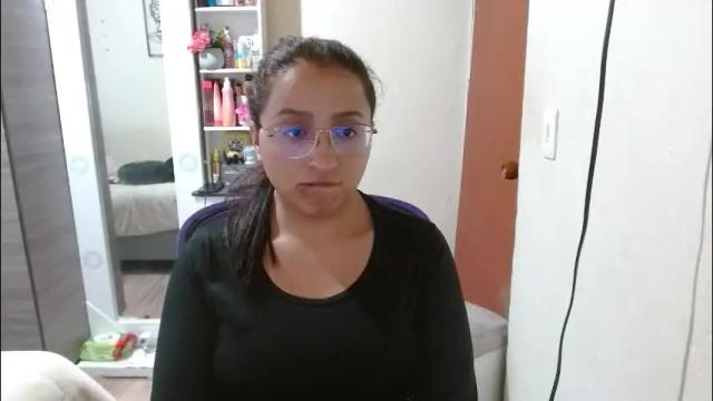 Image 7 of nia_cop Stream on Chaturbate on 3 months ago