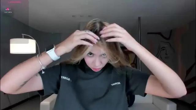 Thumbnail 1, niaholland's Stream at Chaturbate, 1 month ago