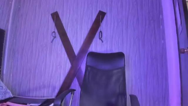 Image 11 of niaminaj Stream on Chaturbate on 14 months ago