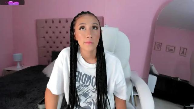 Thumbnail 1, niaolimpo's Stream at Chaturbate, 21 months ago