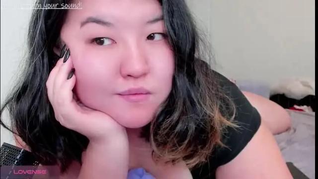 Image 12 of niatonoori Stream on Chaturbate on 1 month ago