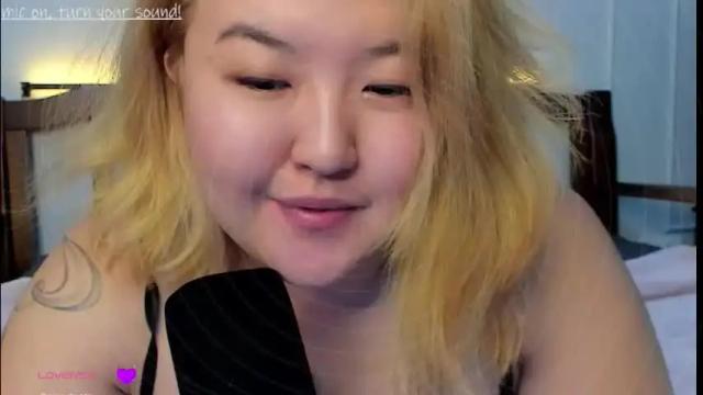 Image 4 of niatonoori Stream on Chaturbate on 1 month ago