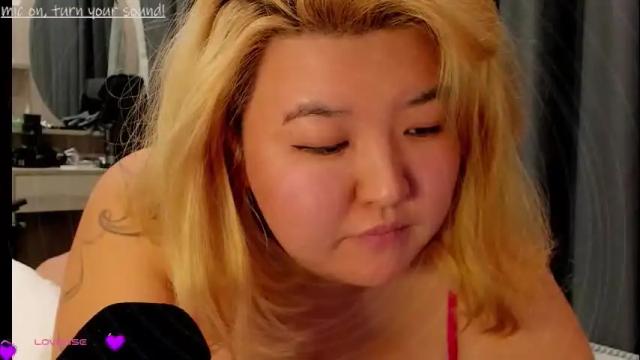 Image 11 of niatonoori Stream on Chaturbate on 24 days ago