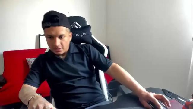 Image 12 of nicepussyandcock Stream on Chaturbate on 1 month ago