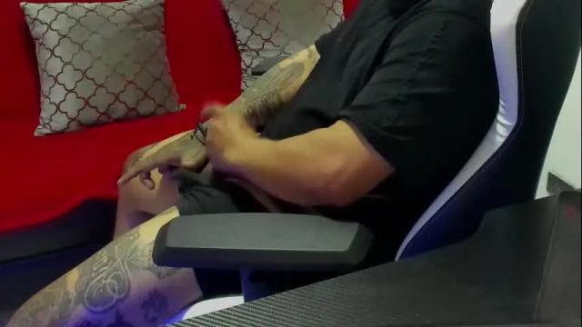 Image 6 of nicepussyandcock Stream on Chaturbate on 24 days ago