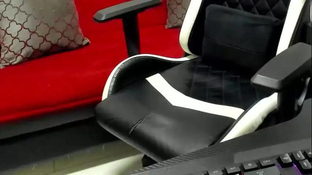 Image 10 of nicepussyandcock Stream on Chaturbate on 3 months ago