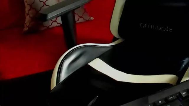 Image 8 of nicepussyandcock Stream on Chaturbate on 3 months ago