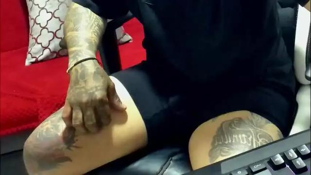 Image 3 of nicepussyandcock Stream on Chaturbate on 2 months ago