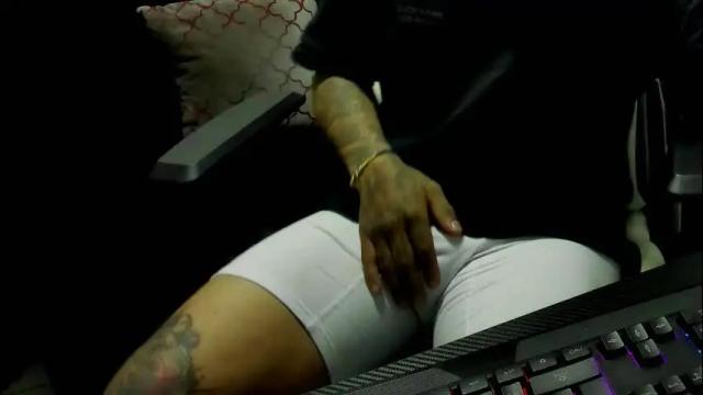 Image 2 of nicepussyandcock Stream on Chaturbate on 2 months ago