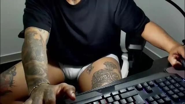 Image 6 of nicepussyandcock Stream on Chaturbate on 3 days ago