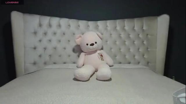 Image 2 of nichole_bree Stream on Chaturbate on 20 days ago