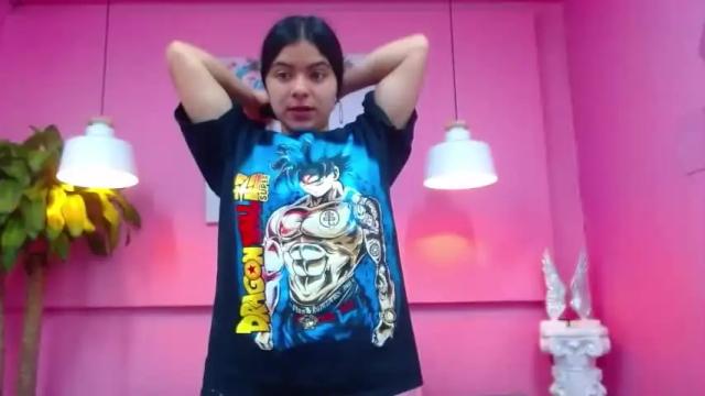 Image 12 of nickii_collins Stream on Chaturbate on 17 months ago