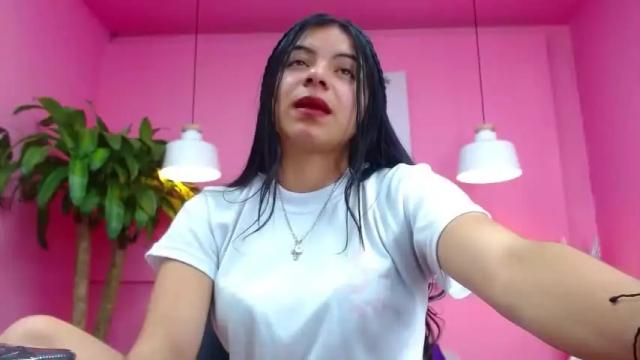 Image 8 of nickii_collins Stream on Chaturbate on 17 months ago