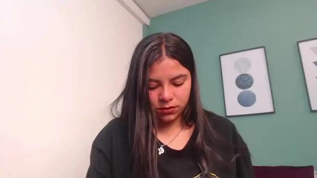 Image 11 of nickii_collins Stream on Chaturbate on 17 months ago