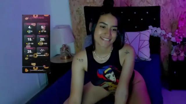 Image 12 of nickolegold Stream on Chaturbate on 14 months ago