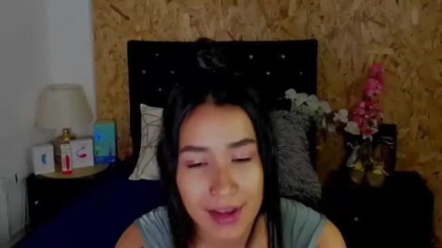 Image 10 of nickolegold Stream on Chaturbate on 14 months ago