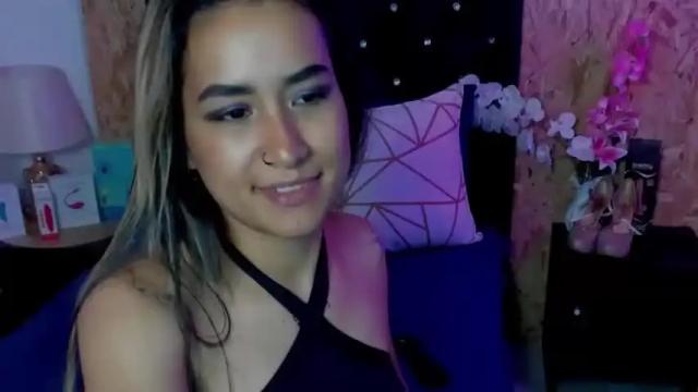 Image 11 of nickolegold Stream on Chaturbate on 14 months ago