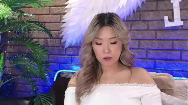Image 3 of nicky_owl Stream on Chaturbate on 1 month ago