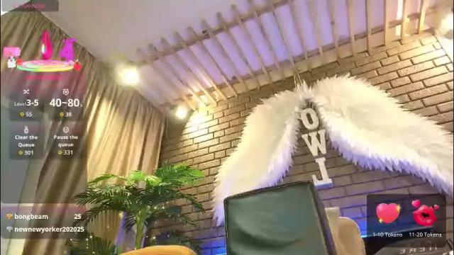 Image 3 of nicky_owl Stream on Chaturbate on 1 month ago