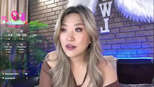 Image 10 of nicky_owl Stream on Chaturbate on 1 month ago