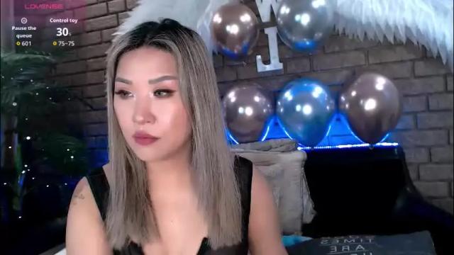 Image 2 of nicky_owl Stream on Chaturbate on 1 month ago