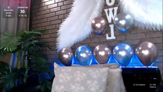 Image 3 of nicky_owl Stream on Chaturbate on 1 month ago