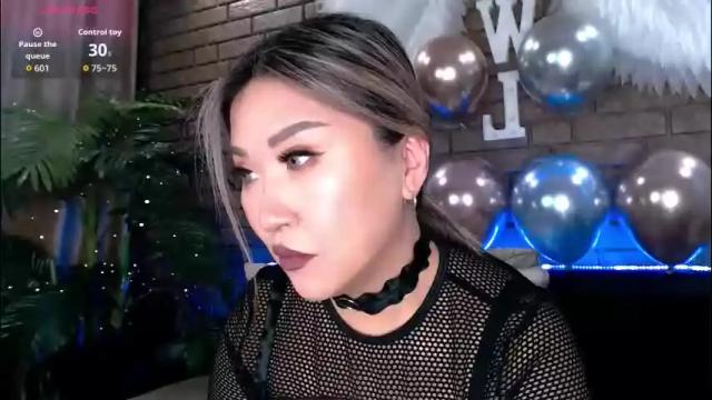 Image 3 of nicky_owl Stream on Chaturbate on 1 month ago