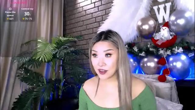 Image 2 of nicky_owl Stream on Chaturbate on 1 month ago