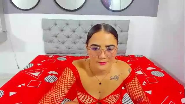 Image 8 of nickyluna Stream on Chaturbate on 1 month ago