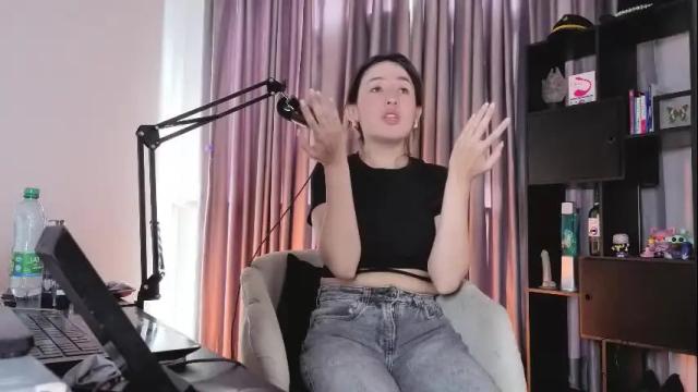 Image 2 of nickywindsor Stream on Chaturbate on 1 month ago