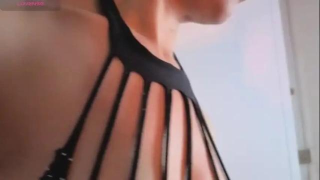 Image 6 of nickywindsor Stream on Chaturbate on 1 month ago