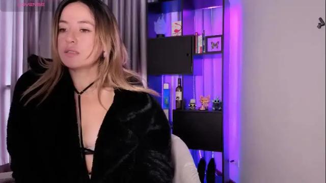 Image 7 of nickywindsor Stream on Chaturbate on 1 month ago