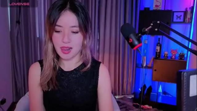 Image 12 of nickywindsor Stream on Chaturbate on 27 days ago