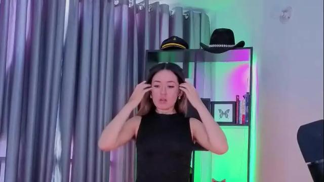Image 8 of nickywindsor Stream on Chaturbate on 7 days ago